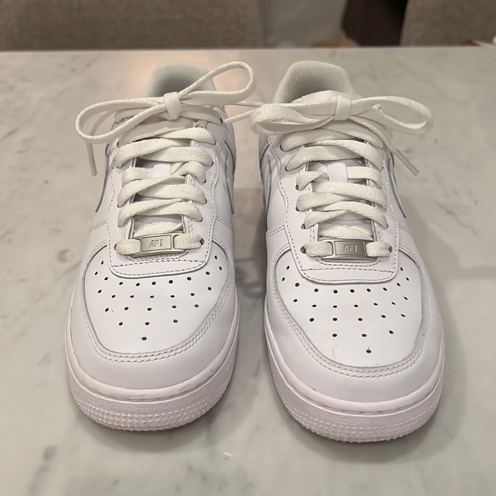 Nike Air Force 1 sneaker
